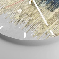 Clock face with lines