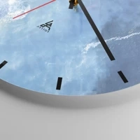 Clock face with lines