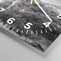 Clock face with numbers