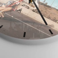 Clock face with lines