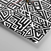 Clock face with lines