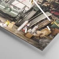 Clock face with lines