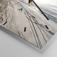 Clock face with lines