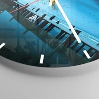 Clock face with lines