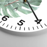 Clock face with numbers
