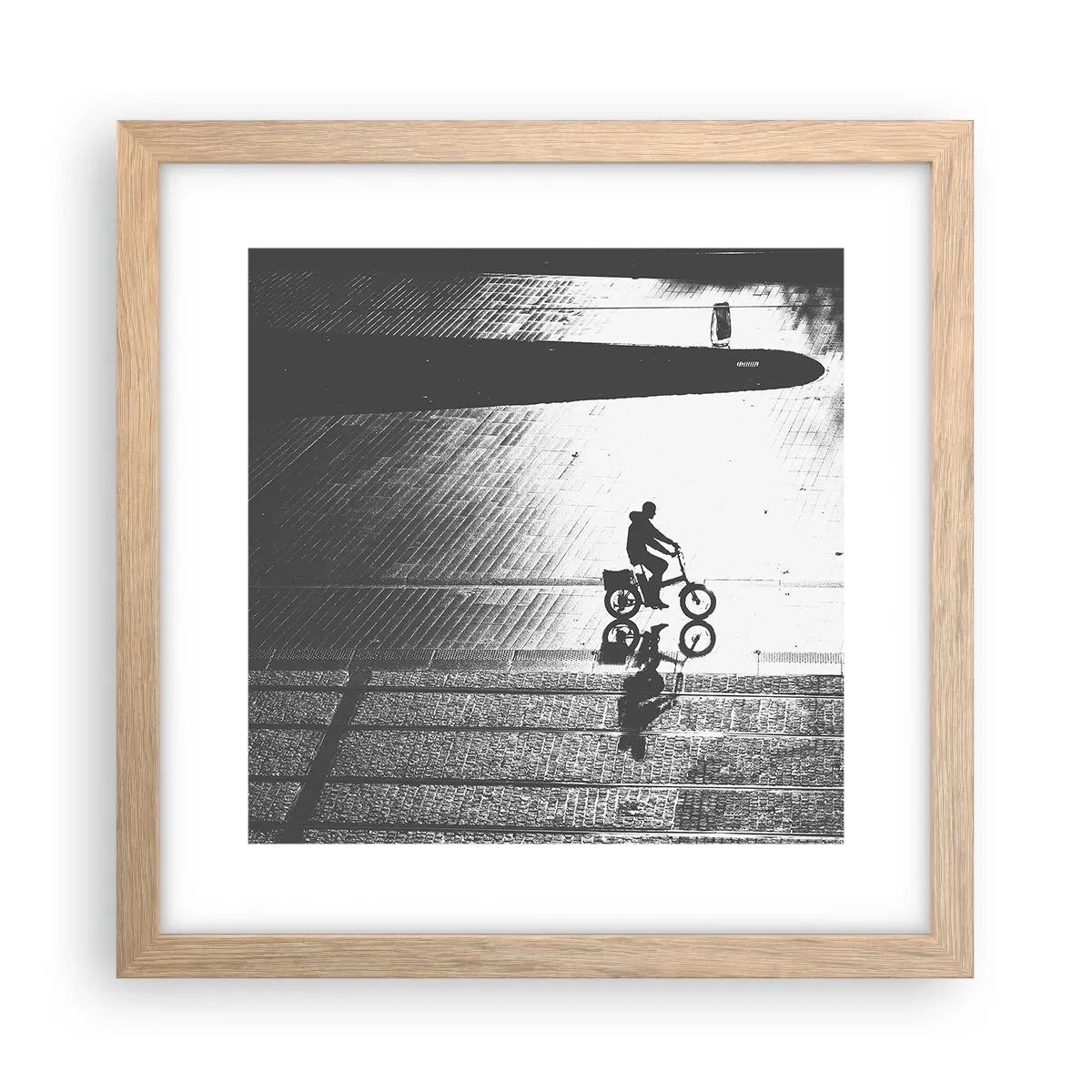 Poster in light oak frame - Straight ahead, through the City - 30x30 cm