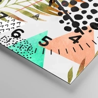 Clock face with numbers