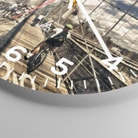 Clock face with numbers