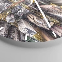 Clock face with lines