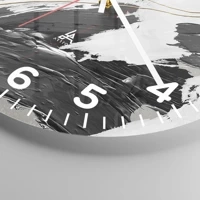 Clock face with numbers