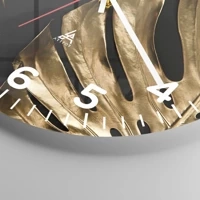 Clock face with numbers