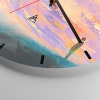 Clock face with lines