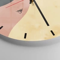 Clock face with lines