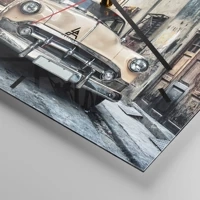 Clock face with lines