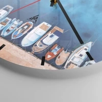 Clock face with lines