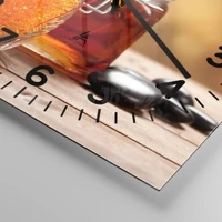 Clock face with numbers