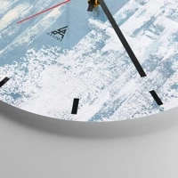 Clock face with lines