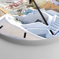 Clock face with lines