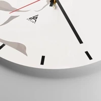 Clock face with lines