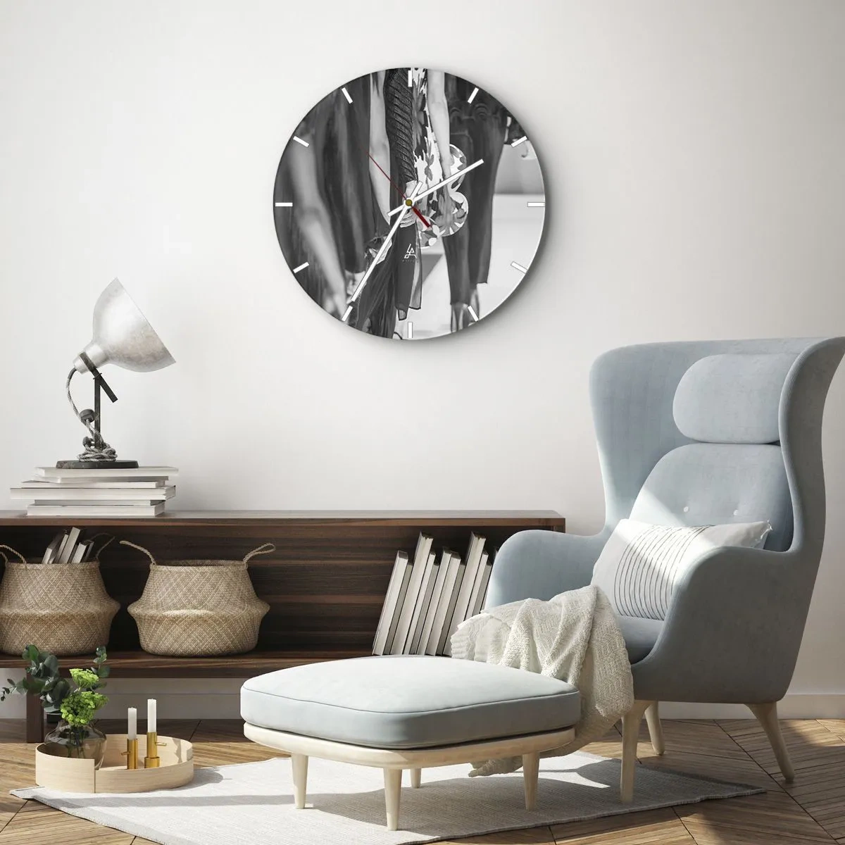 Wall clock - Clock on glass - Stylish Parade - 30x30 cm