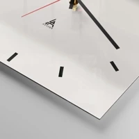 Clock face with lines