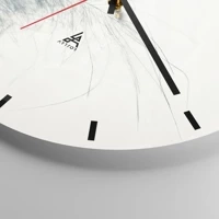 Clock face with lines
