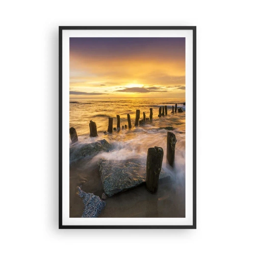 Poster in black frame - Raw Beauty of the Baltic Sea - 61x91 cm