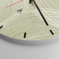 Clock face with lines