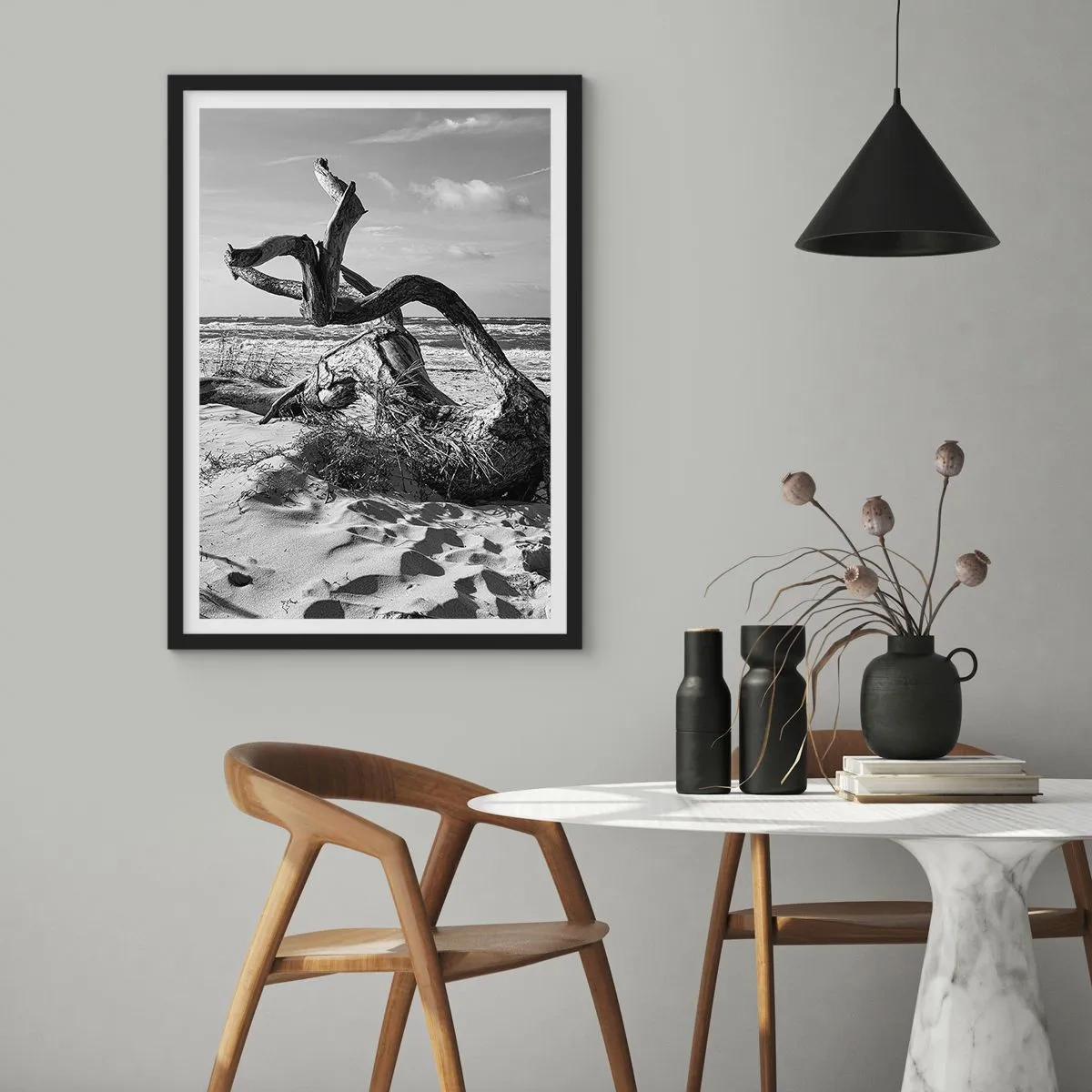 Poster in black frame - Seaside Sculpture - 61x91 cm