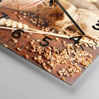 Clock face with numbers