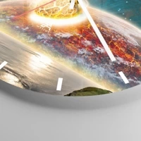 Clock face with lines