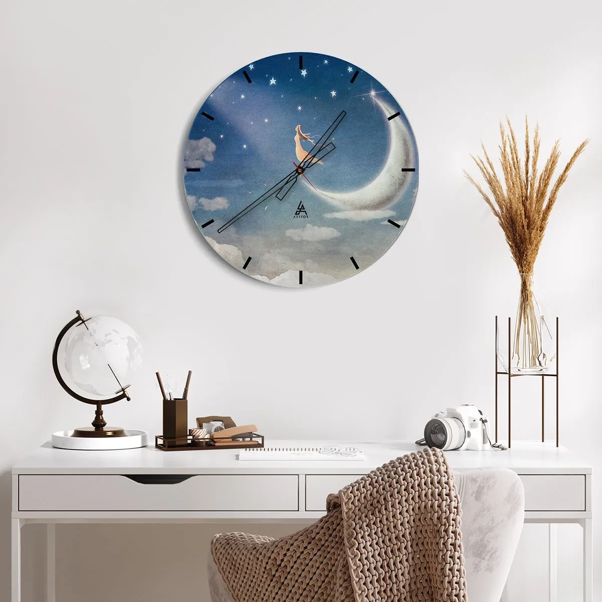 Wall clock - Clock on glass - Blue Suitor - 40x40 cm