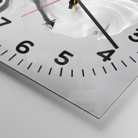 Clock face with numbers