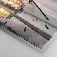 Clock face with lines