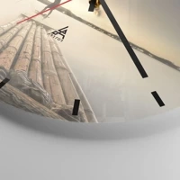 Clock face with lines