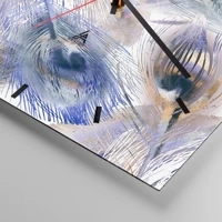 Clock face with lines