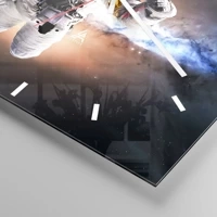 Clock face with lines