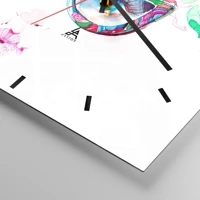 Clock face with lines
