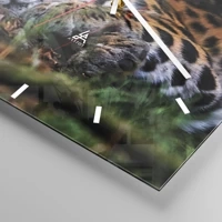 Clock face with lines