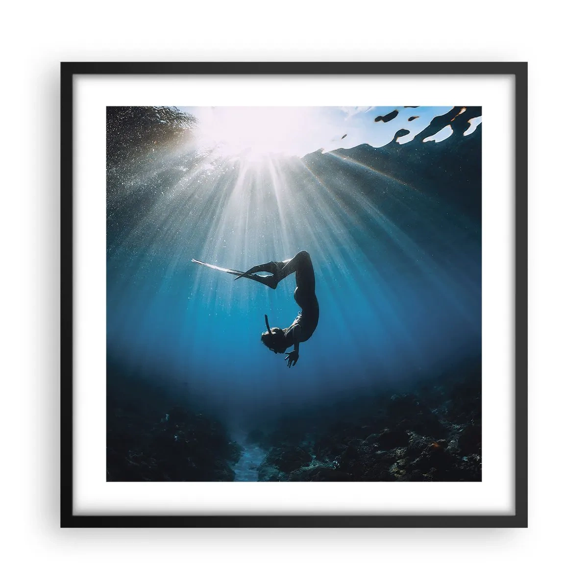 Poster in black frame - Underwater dance - 50x50 cm
