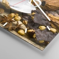 Clock face with lines