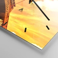 Clock face with lines