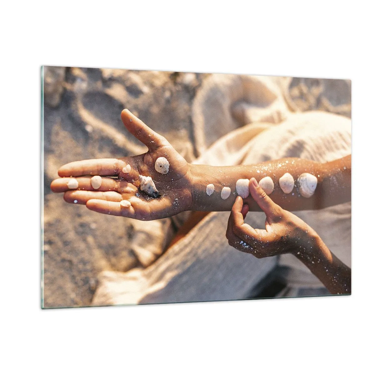 Glass picture - Beauty at Hand - 120x80 cm
