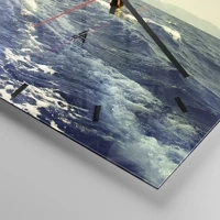 Clock face with lines