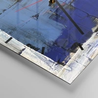 Clock face with lines