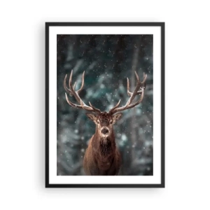 Poster in black frame - Portrait of a deer with impressive antlers against the backdrop of a winter forest - 50x70cm - King of Forest Crowned - Modern wall decoration for the living room and bedroom ARTTOR