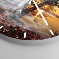 Clock face with lines