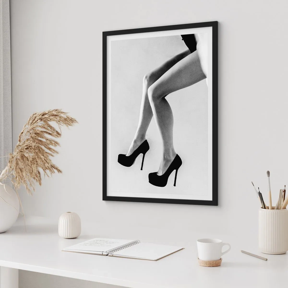 Poster in black frame - Eternal Womanhood - 40x50 cm