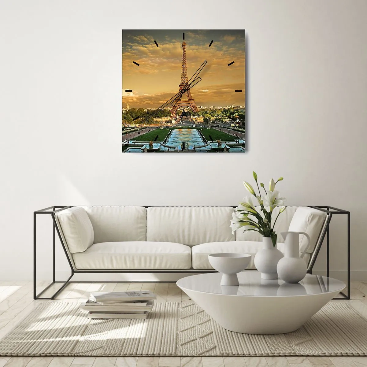 Wall clock - Clock on glass - Queen of Paris - 30x30 cm