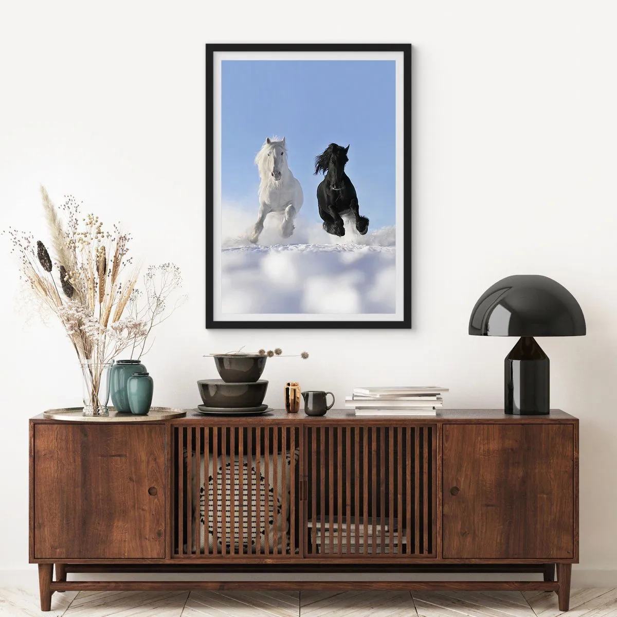 Poster in black frame - Black and White Gallop - 70x100 cm